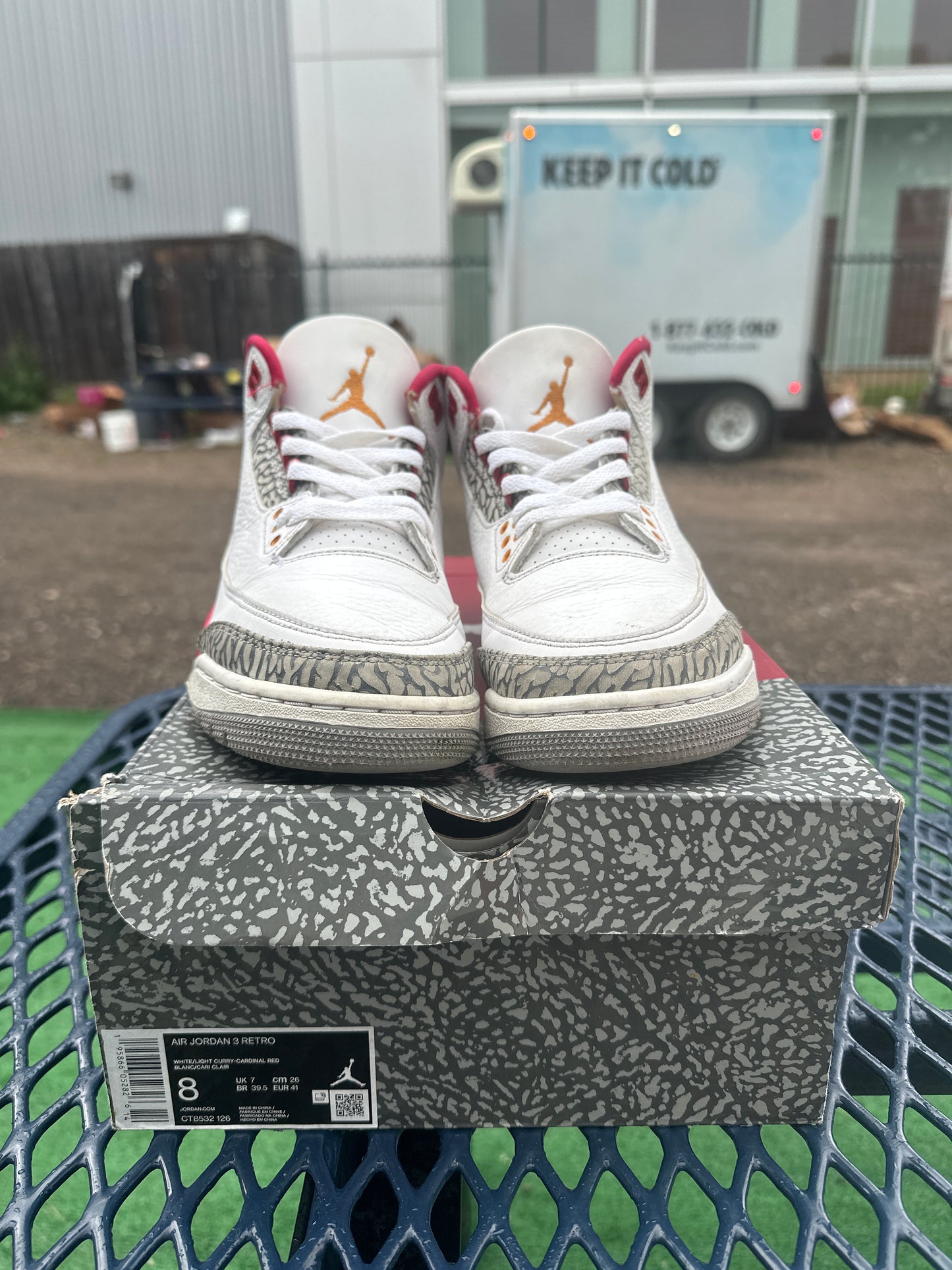 Jordan 3 Cardnial Size 8