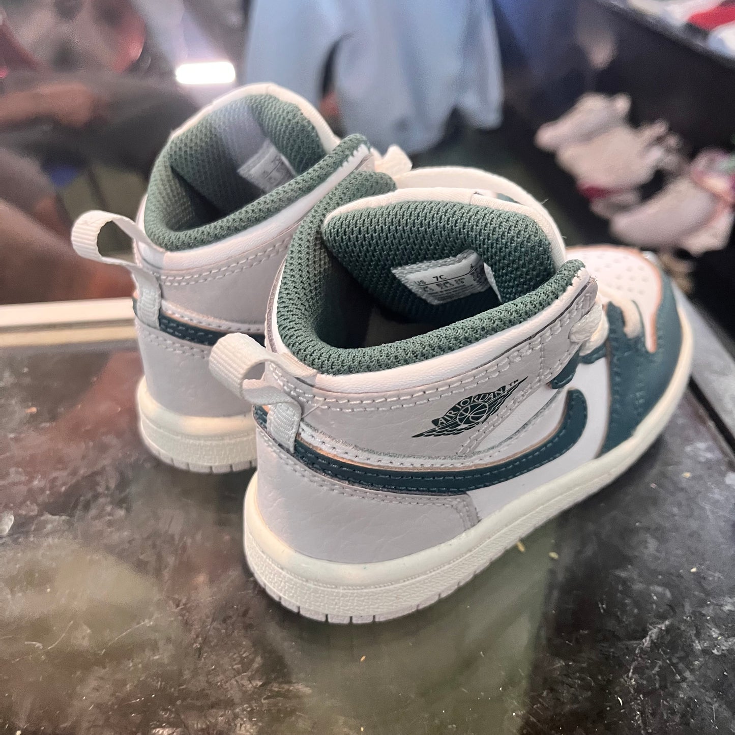 Jordan 1 Mid Green Grey Size 7c