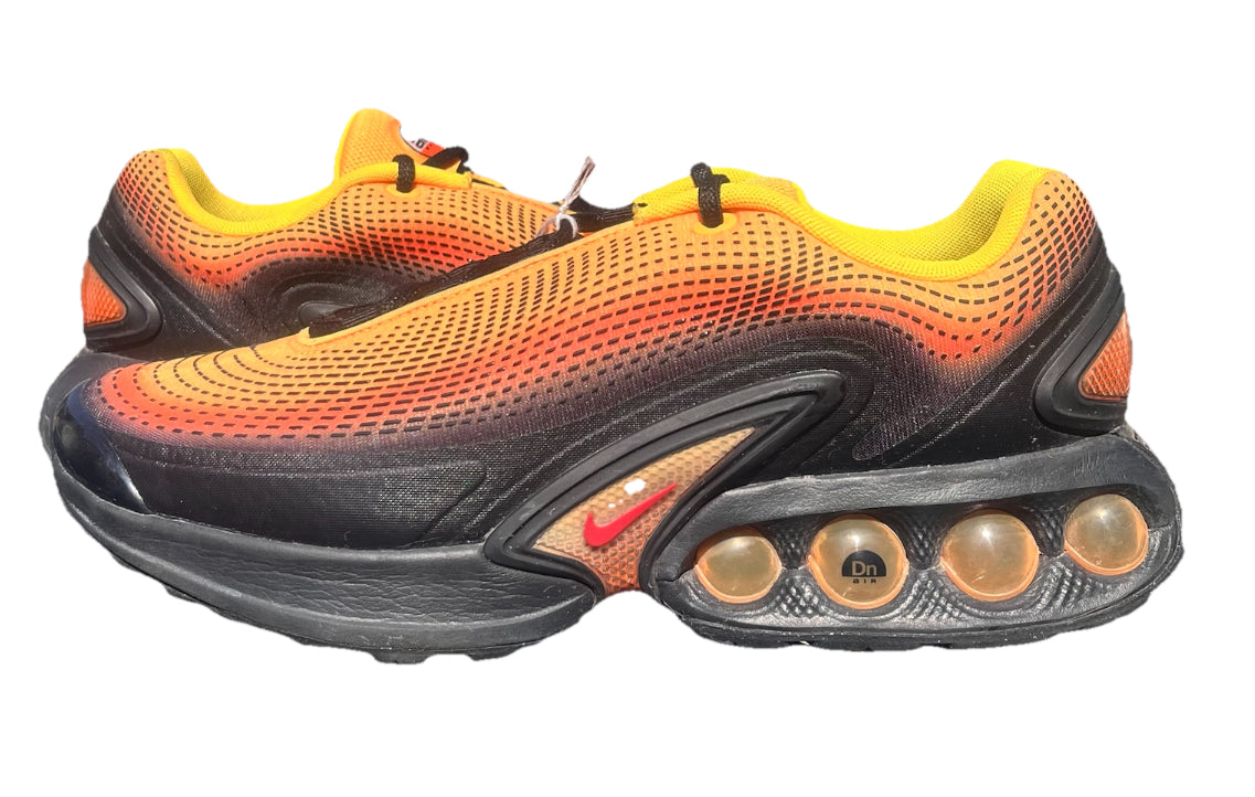 Nike Air Max DN Orange/Black Size 10.5