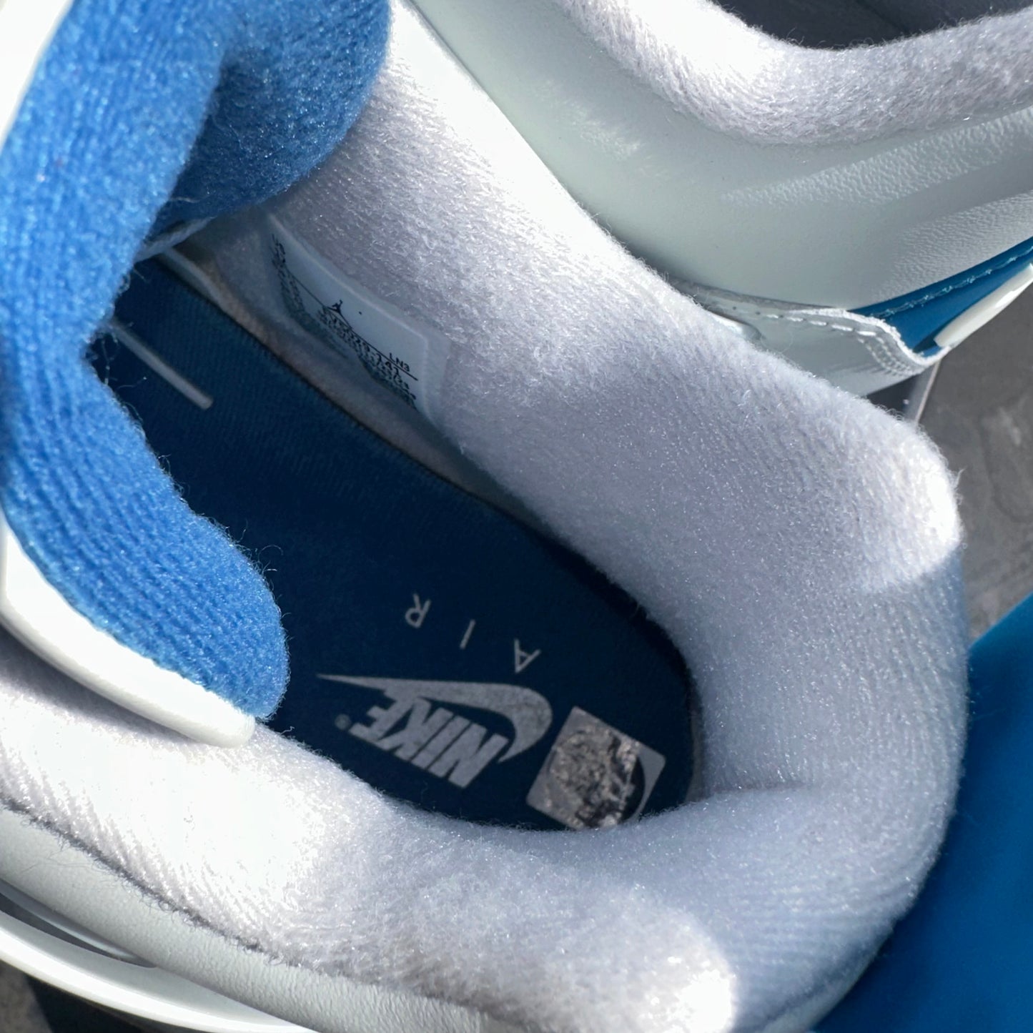 Jordan 4 Military Blue Size 11.5