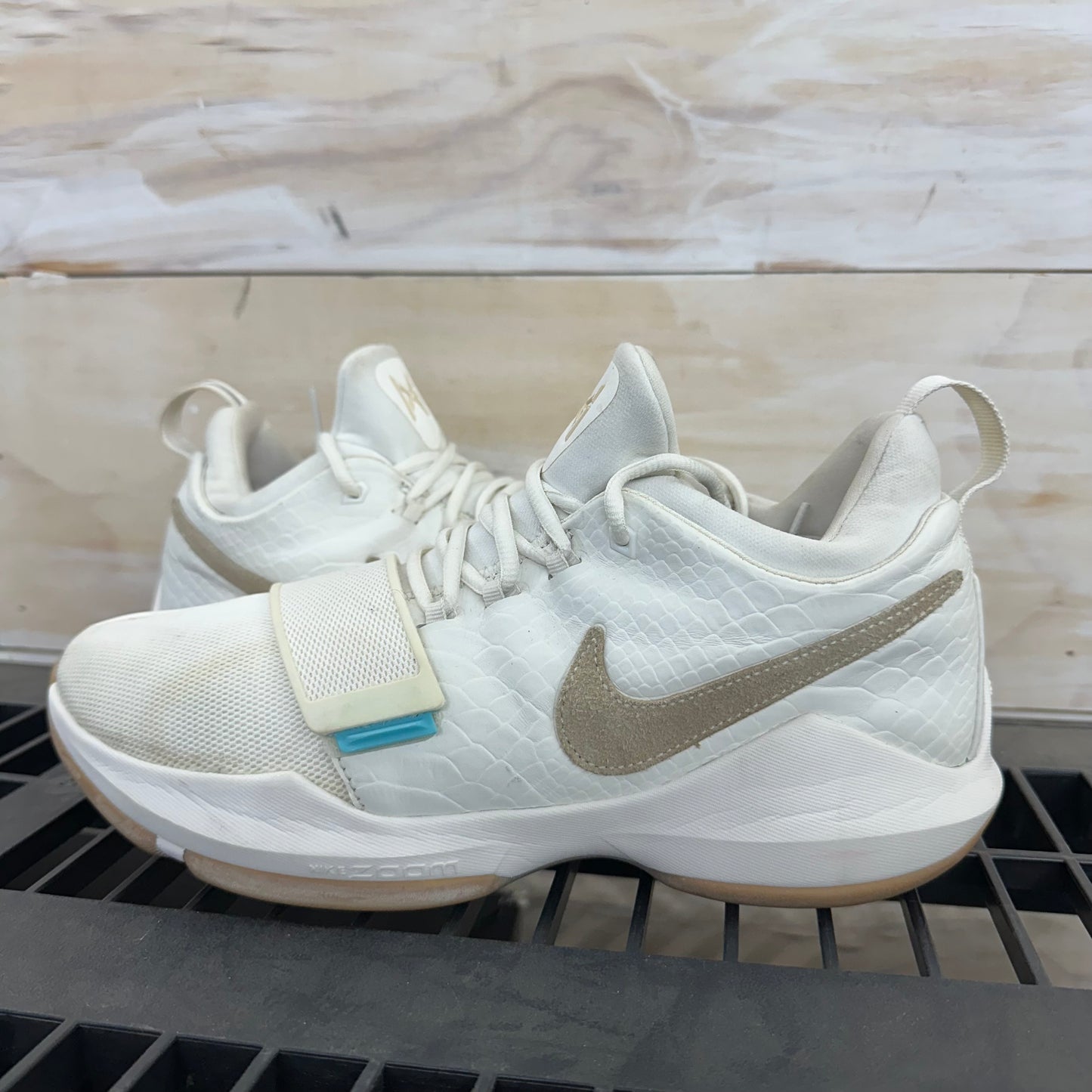 Nike PG 1 Tan Size 10.5