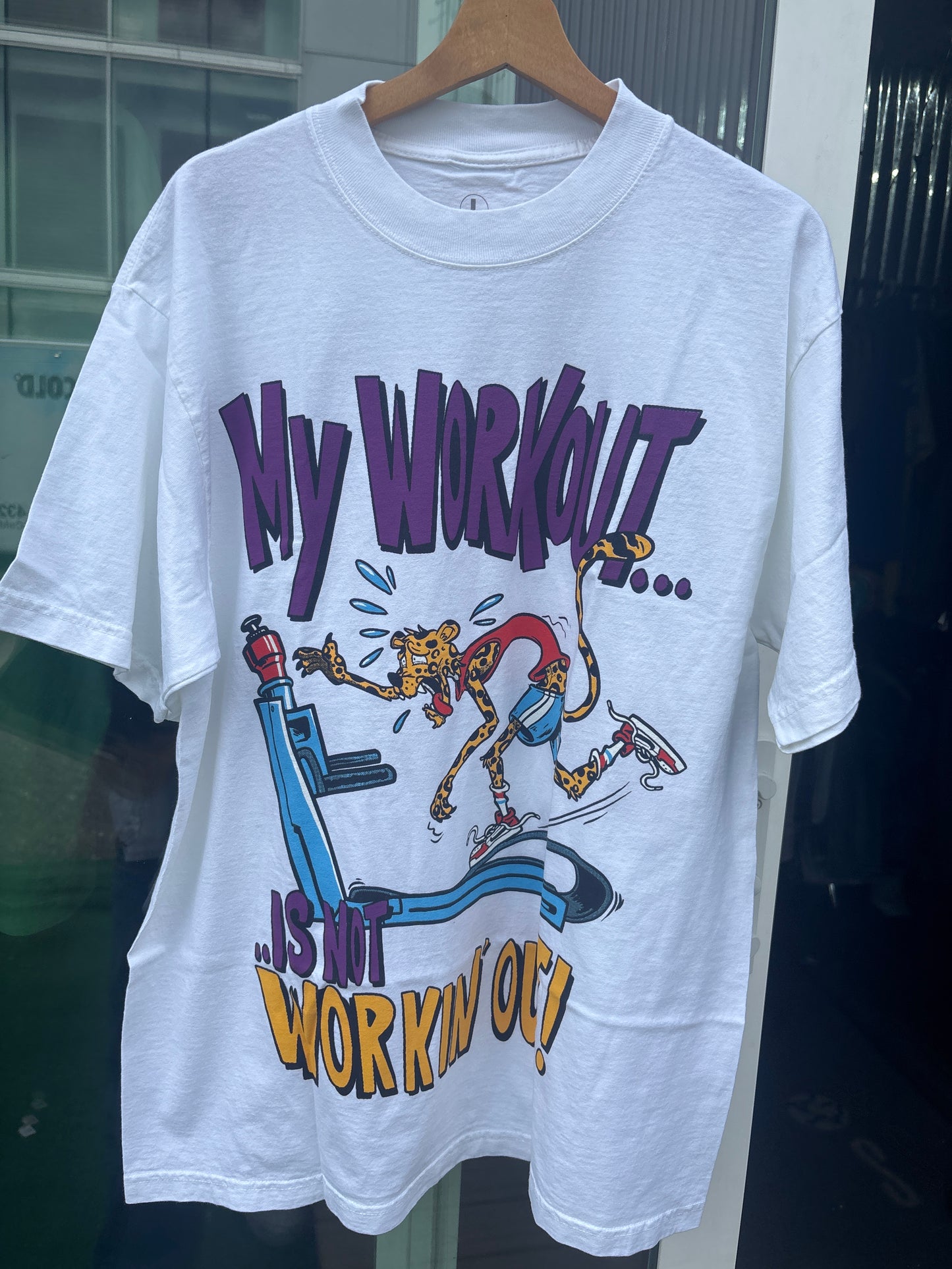 White workout Tee L
