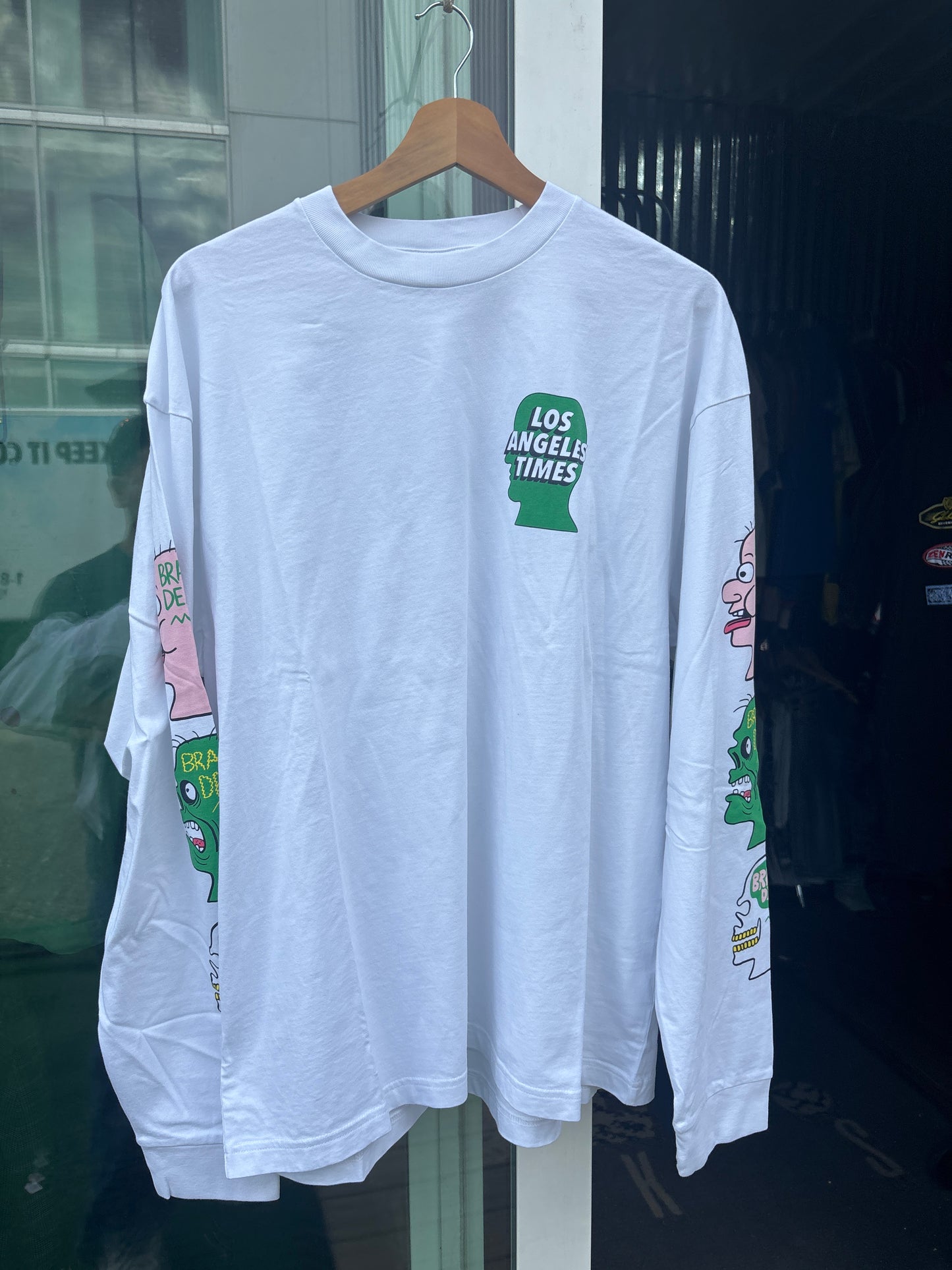 La Times Tee Large