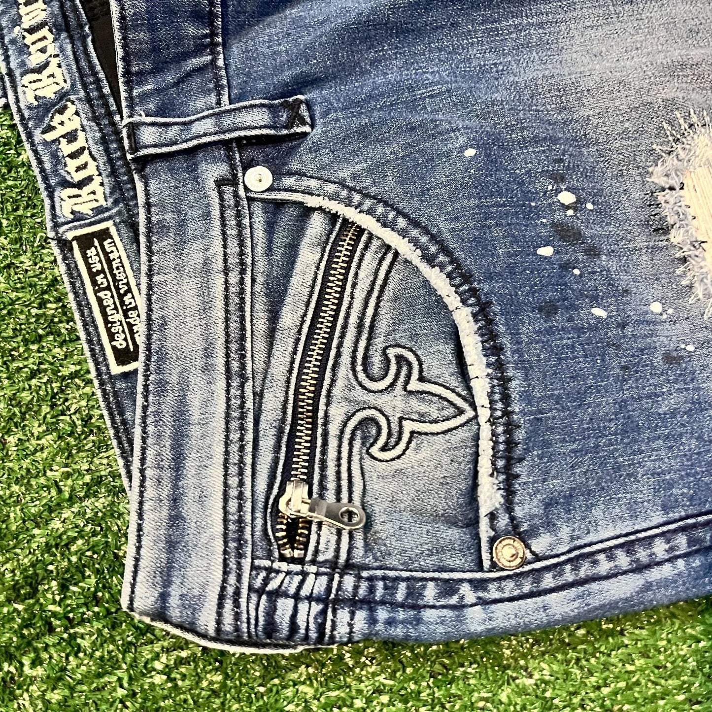 Rock Revival Mens Blue Distressed Moto Jezek Zipper Pocket Jeans Rare 40