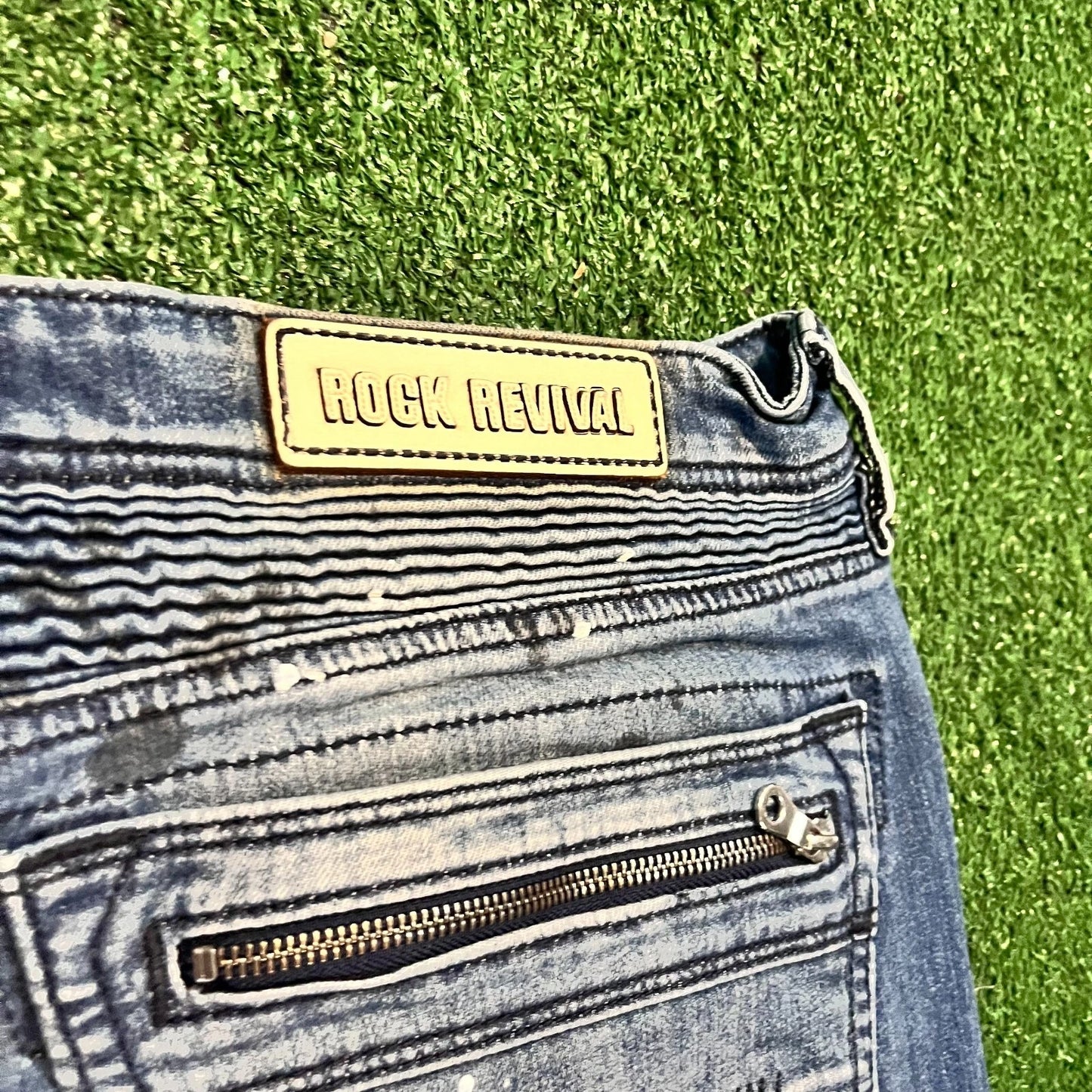Rock Revival Mens Blue Distressed Moto Jezek Zipper Pocket Jeans Rare 40