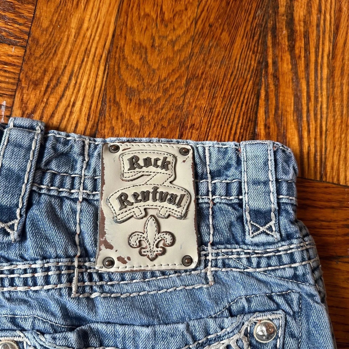 Rock Revival Mens Raw Hem Ripped Duck Relaxed Straight Bermuda Shorts Size 30