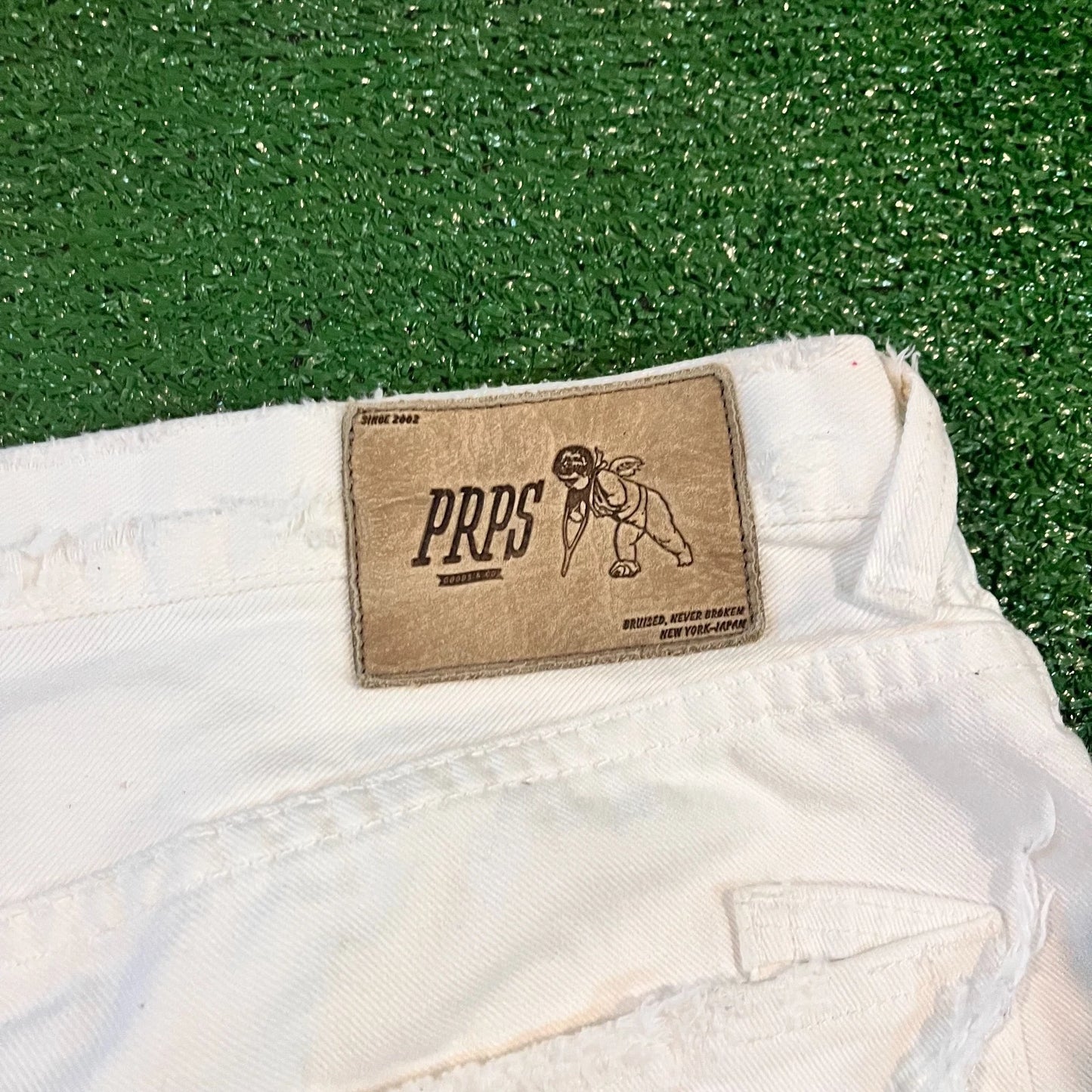 Prps Mens White Raw-Hem Distressed Denim Straight Bermuda Shorts Rare 34