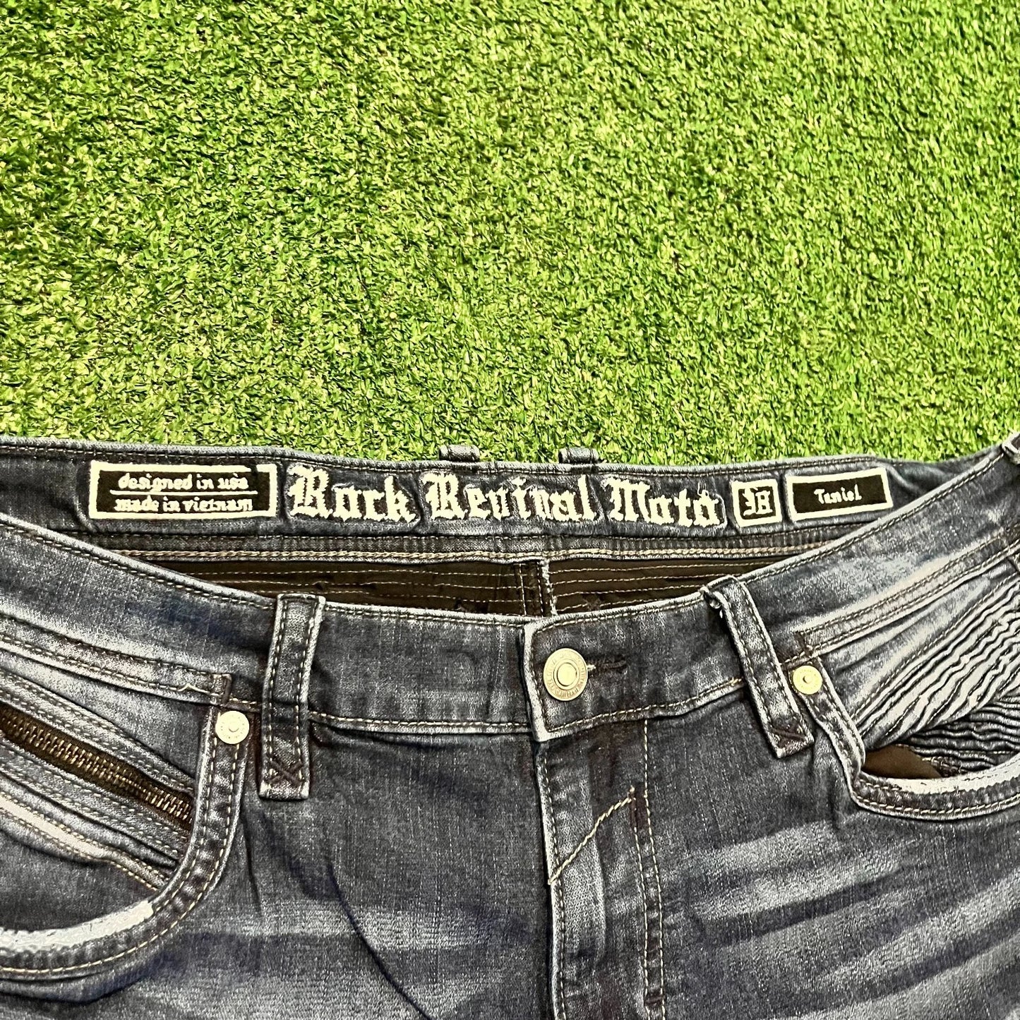 Rock Revival Mens Black Distressed Moto Tariel Classic Denim Jean Shorts Rare 38