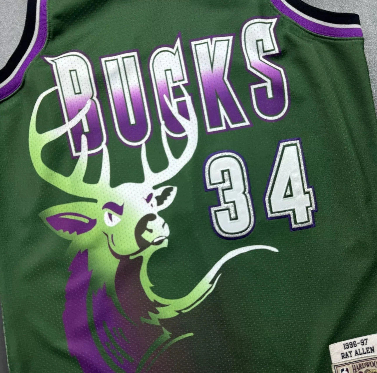 100% Authentic Ray Allen Mitchell & Ness 96 97 Bucks Jersey Size 44 L Mens RARE