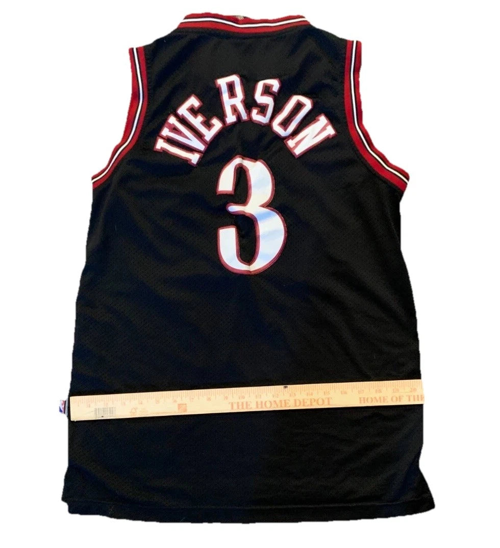 Adidas Y2K Vintage Allen Iverson #3 Vintage Philadelphia 76ers NBA Jersey M
