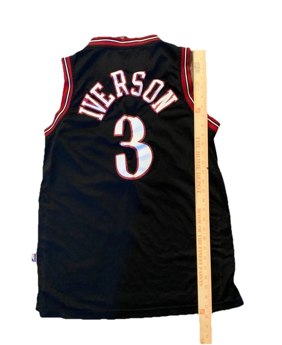 Adidas Y2K Vintage Allen Iverson #3 Vintage Philadelphia 76ers NBA Jersey M