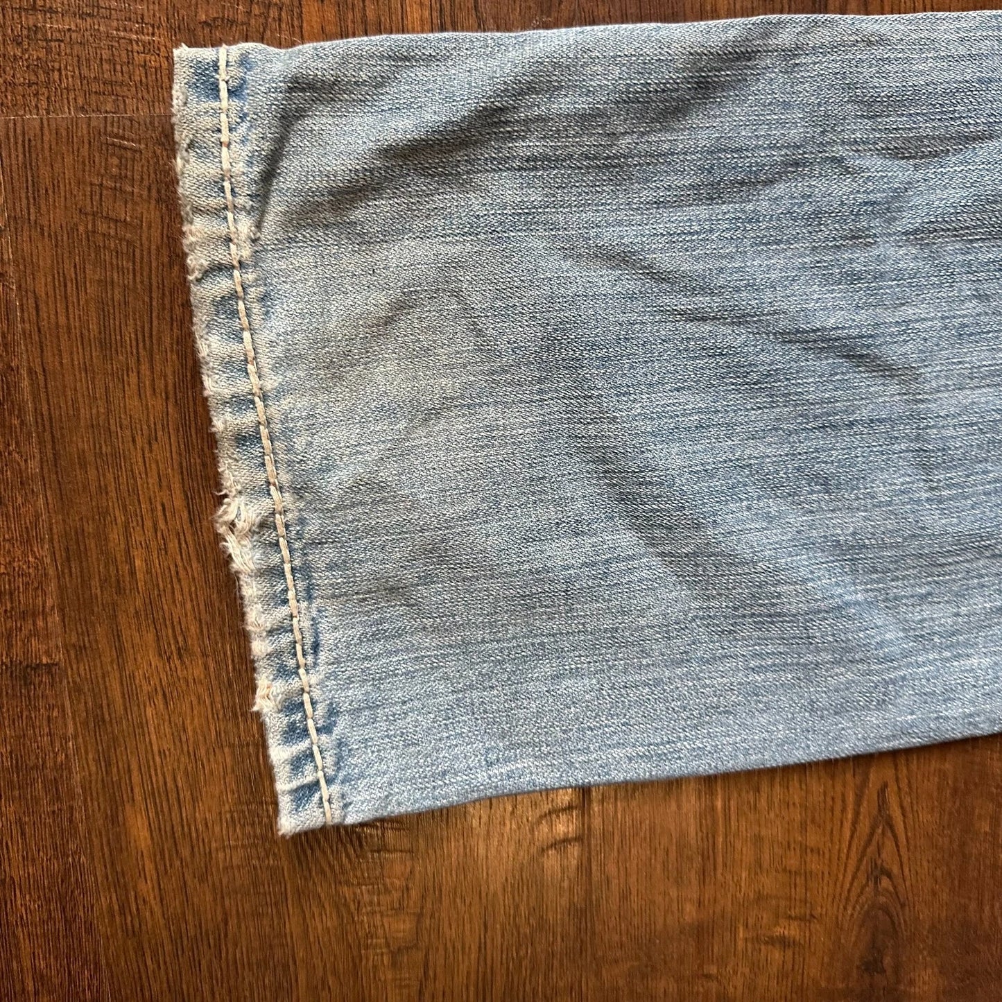 Rock Revival Mens Bold Stitch Blue Denim Distressed Liam Straight Jeans Size 33