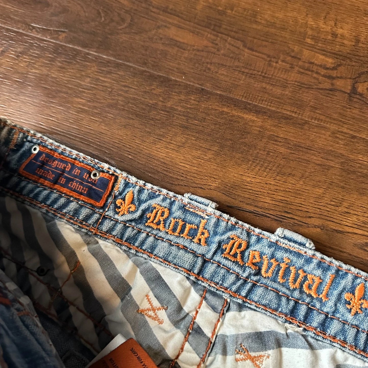 Rock Revival Mens Bold Stitch Blue Denim Distressed Liam Straight Jeans Size 33