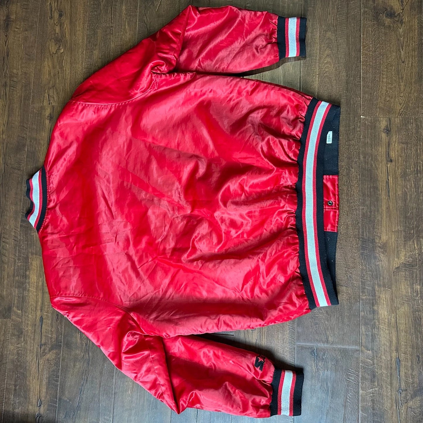 Starter Black Label Mens Red Chicago Bulls NBA Varsity Satin Jacket Size 2XL