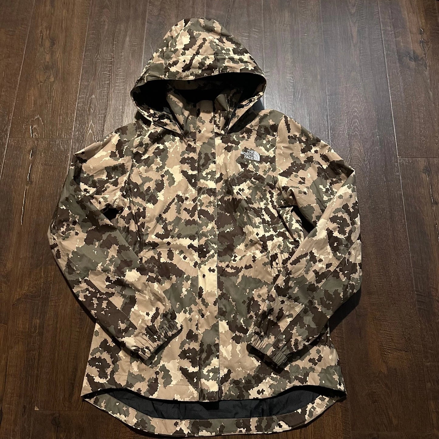 The North Face Women Green Camouflage Tamburello Insulated Parka Jacket Size S