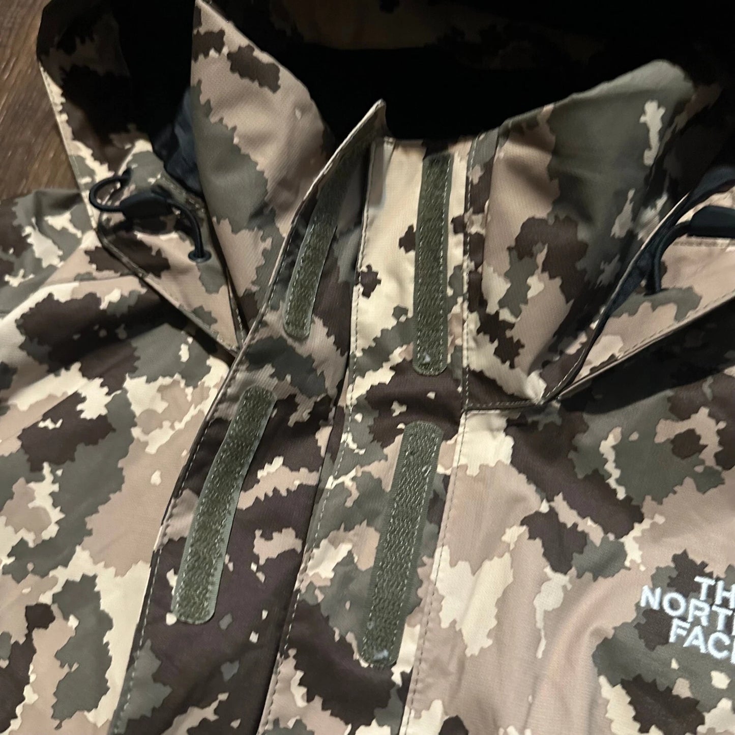 The North Face Women Green Camouflage Tamburello Insulated Parka Jacket Size S