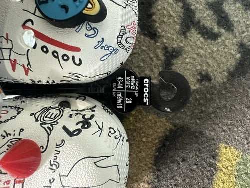 DISNEY Classic Cruella II Crocs Clog - NEW w/ TAG White Size Mens 10 Womens 12