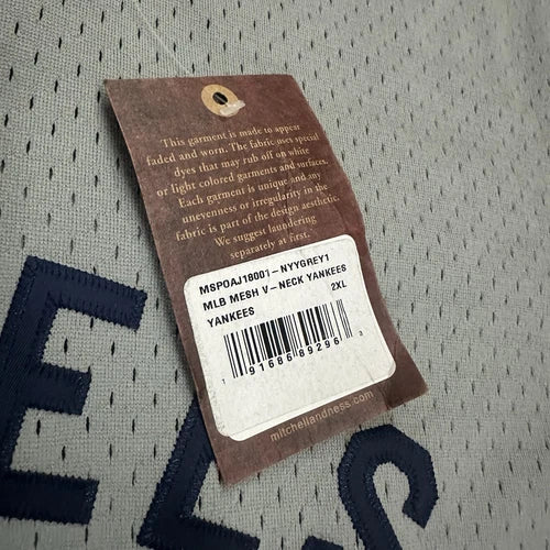 MITCHELL & NESS MLB NEW YORK YANKEES GRAY MESH JERSEY SIZE 2XL RARE SIZE