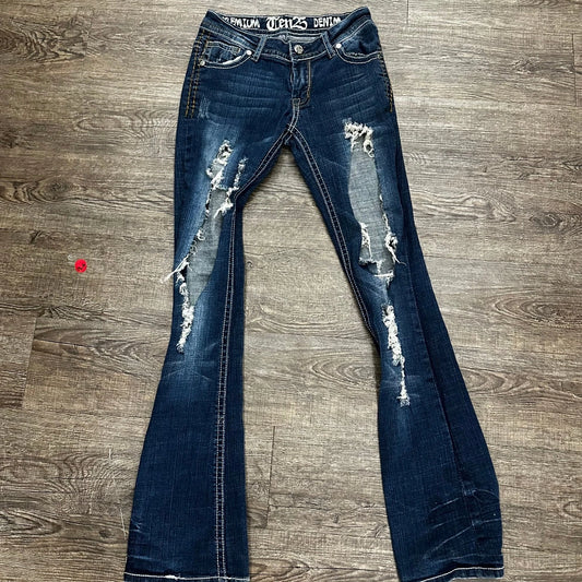 Ten 25 Girls Denim Vintage Wash Distressed 5-Pockets Design Bootcut Jeans Sz 3/4