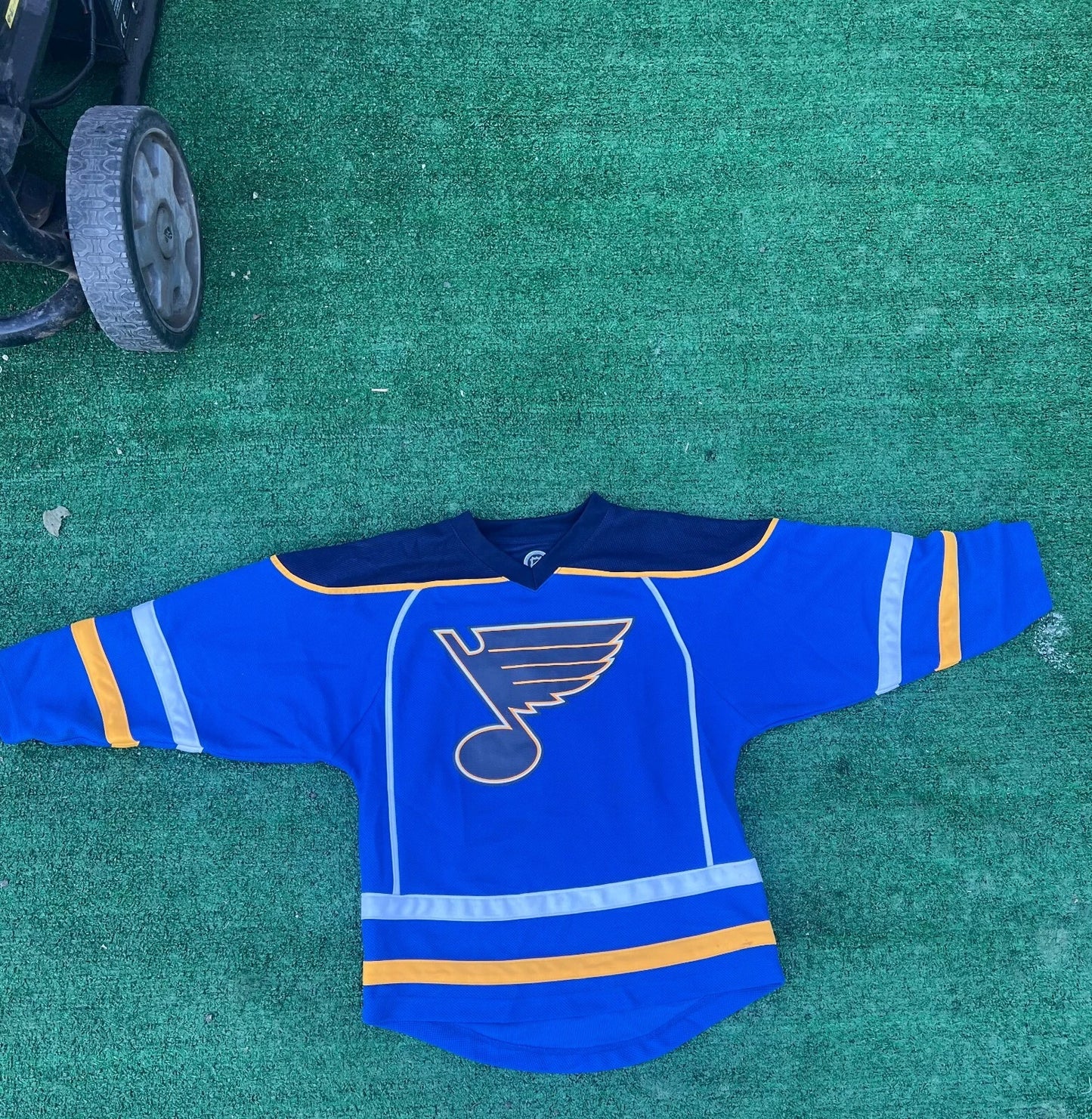 Vintage 90’s St. Louis Blues Youth NHL Jersey Size Large