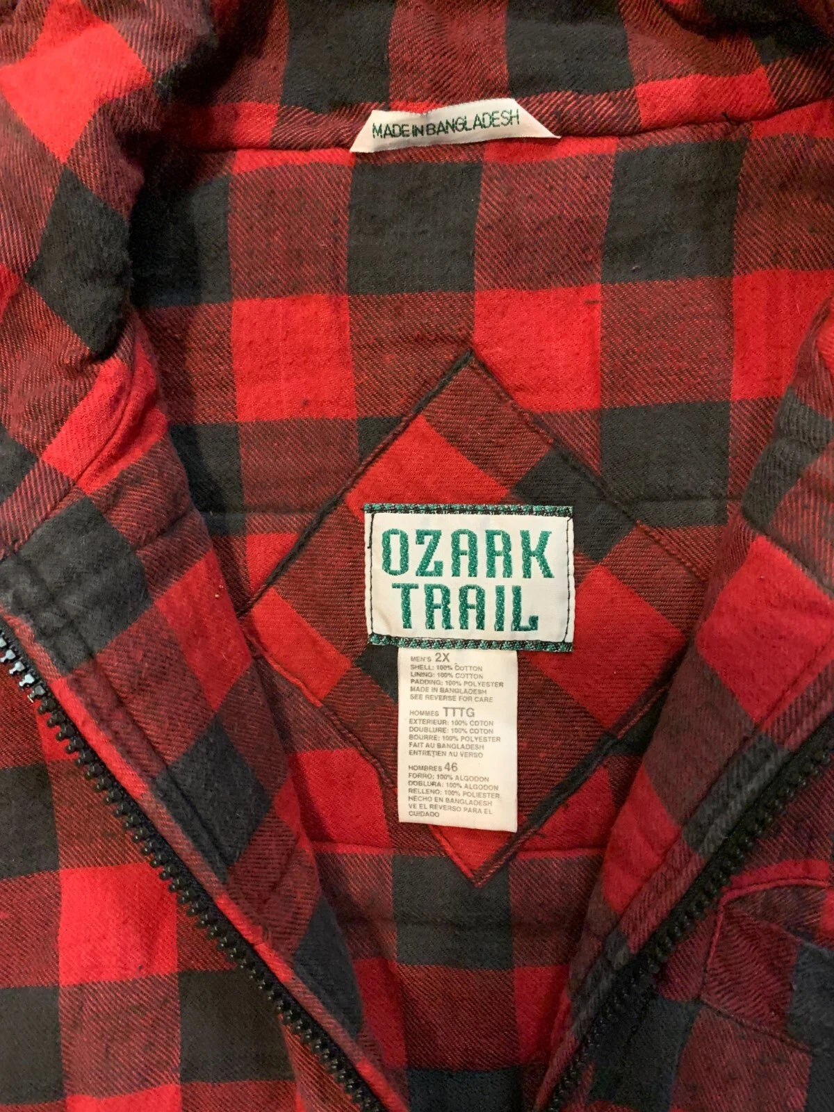 Vintage Ozark Trail Mens Red Black Buffalo Plaid Puffer Jacket Vest Rare XL
