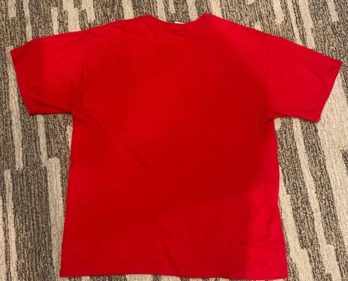 Peanuts Mens Red Casualwear Snoopy Chillin Christmas Graphic T-Shirt Size Large