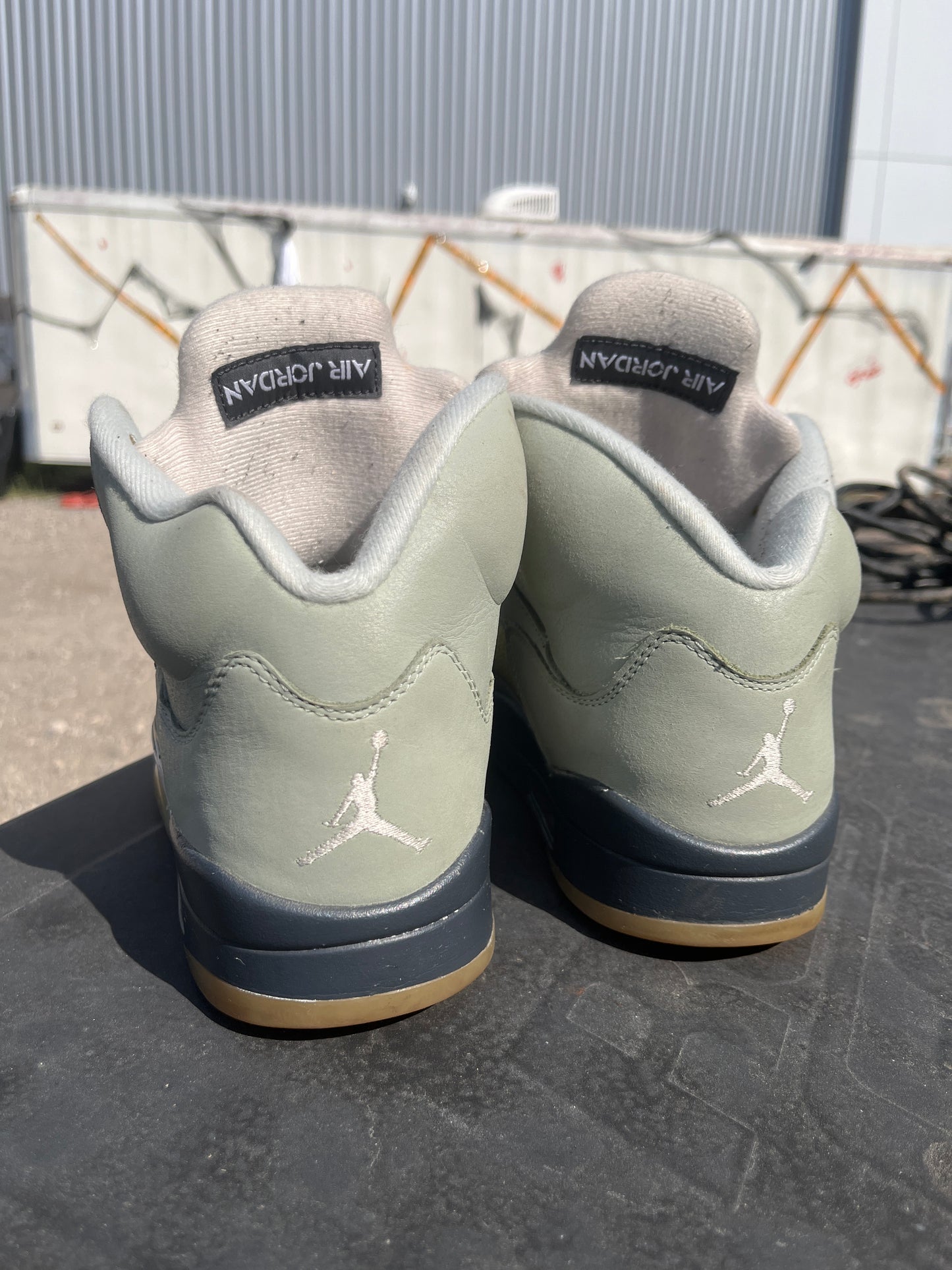 Jordan 5 Jade Green Size 8