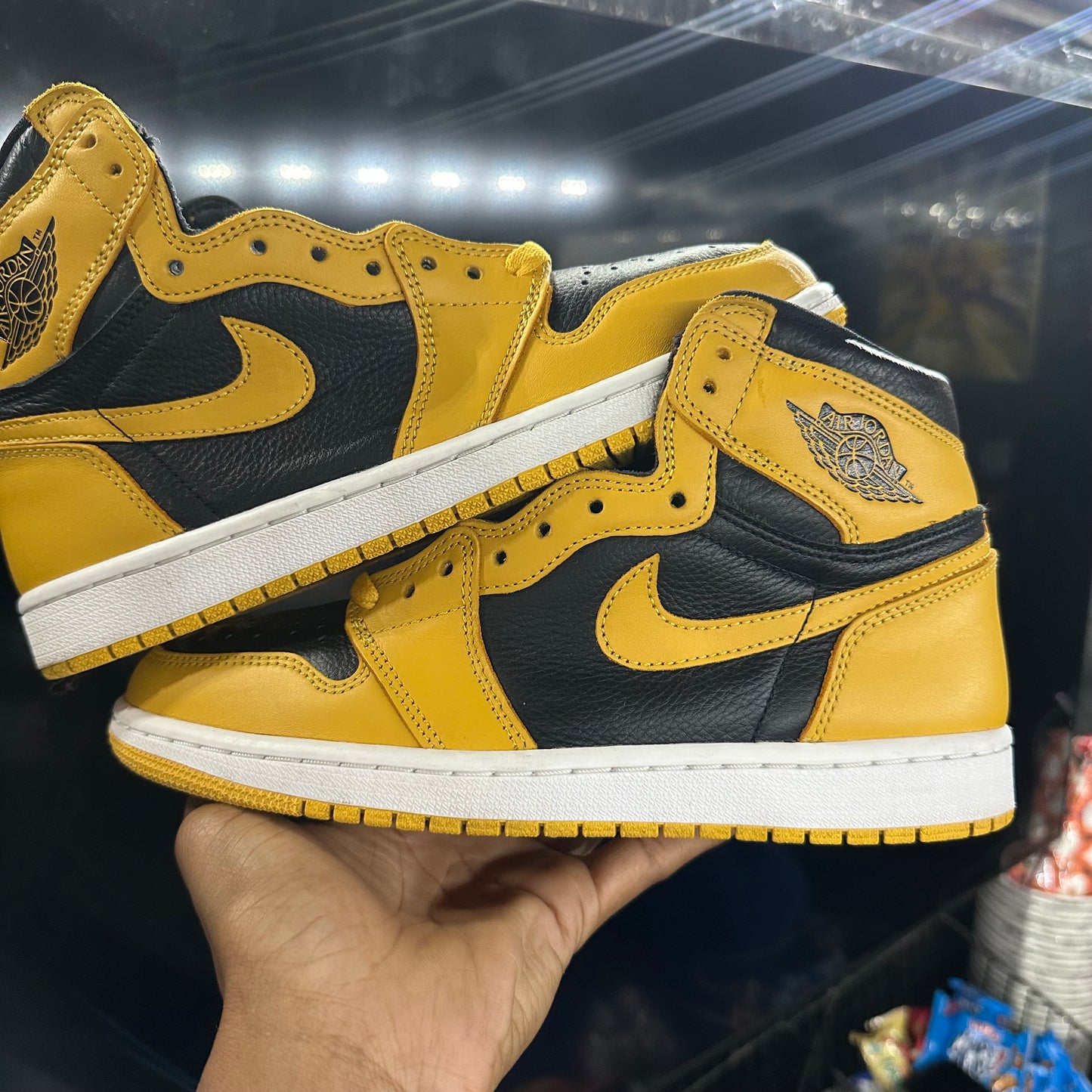 Jordan 1 Pollen Size 8
