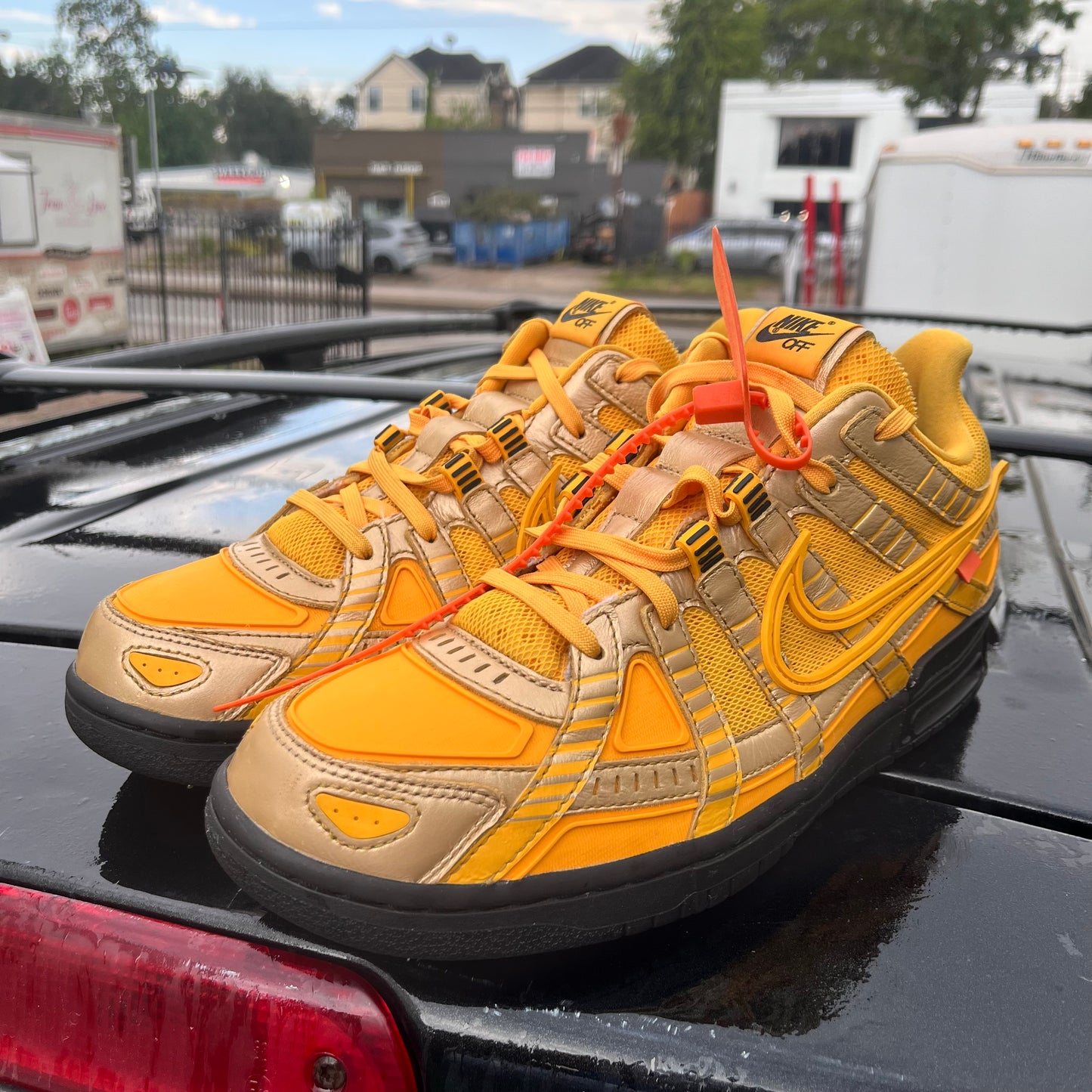 Off White x Nike Dunk Low Rubber Yellow Size 11