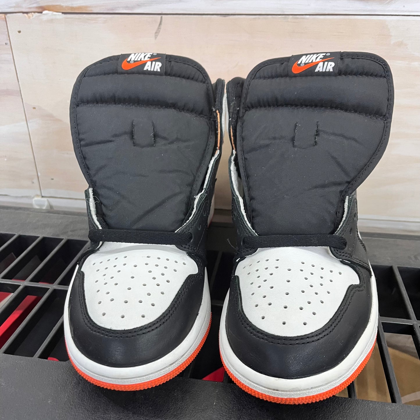 Jordan 1 Electro Orange Size 8