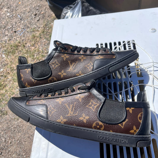 LV Low Top Brown Sneakers Size 43