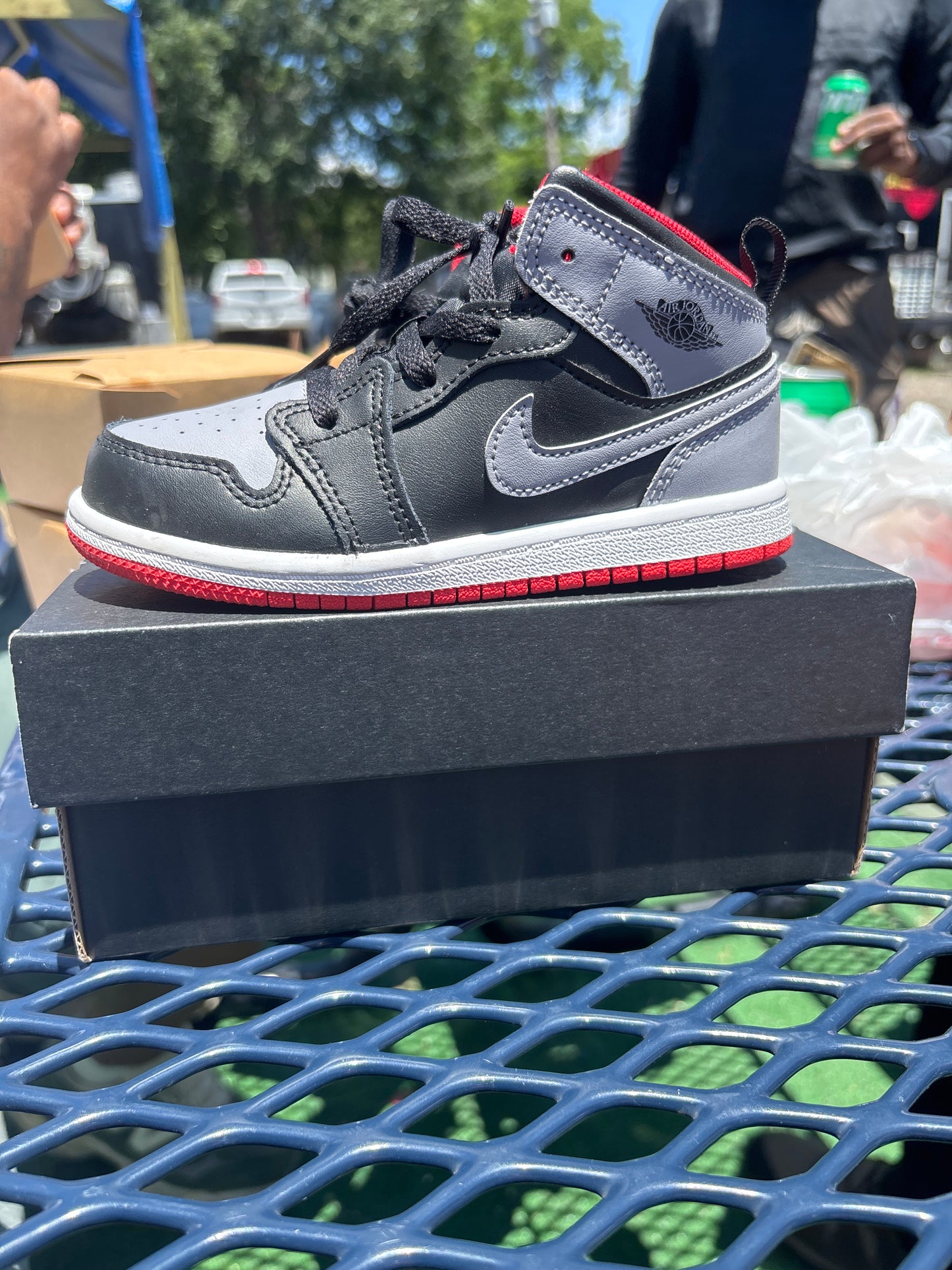 Jordan 1 Mid Sz 10c