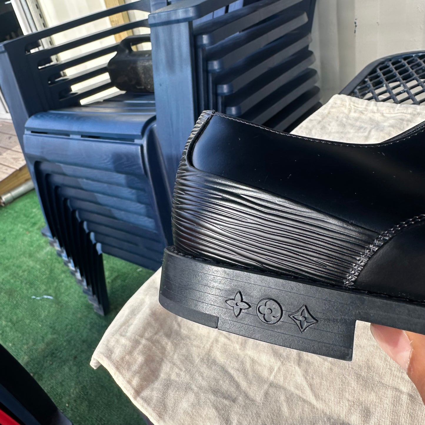 Louis Vuitton Loafers Size 8 (Fit 8.5/9)