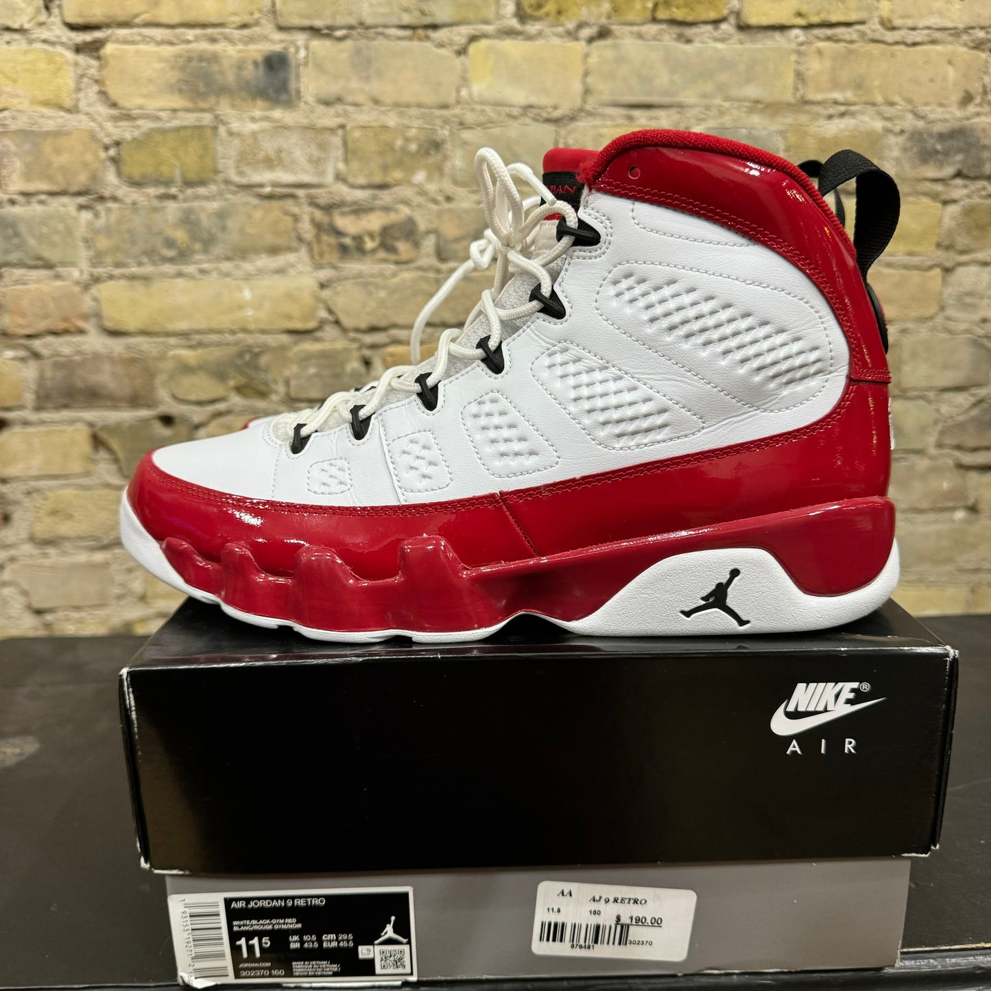 AJ 9 White Gym Red Size 11.5 (MKE) Trusted Club