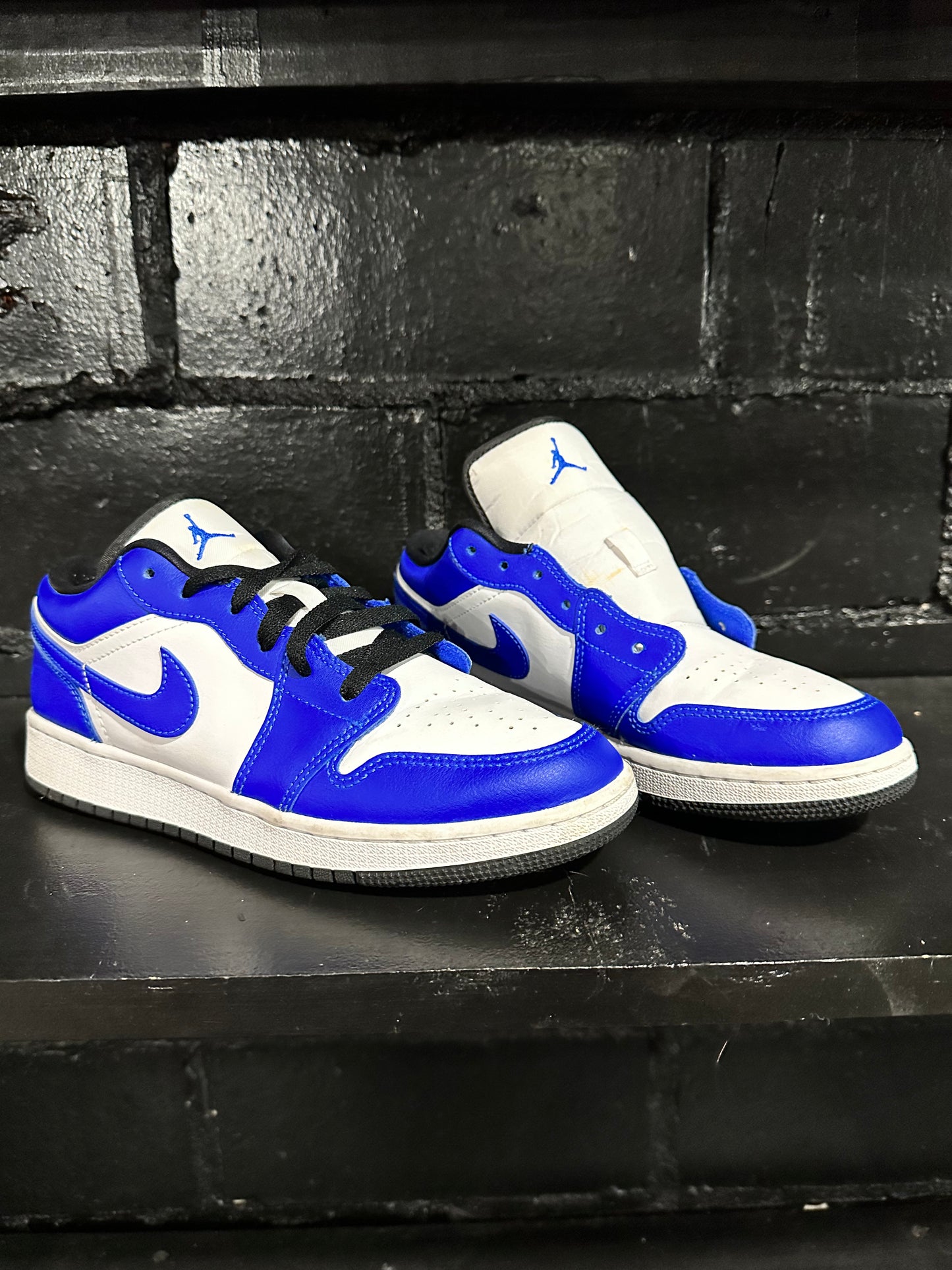 Air Jordan 1 Low Blue/White Size 6.5 (trstdclub)(Hou)