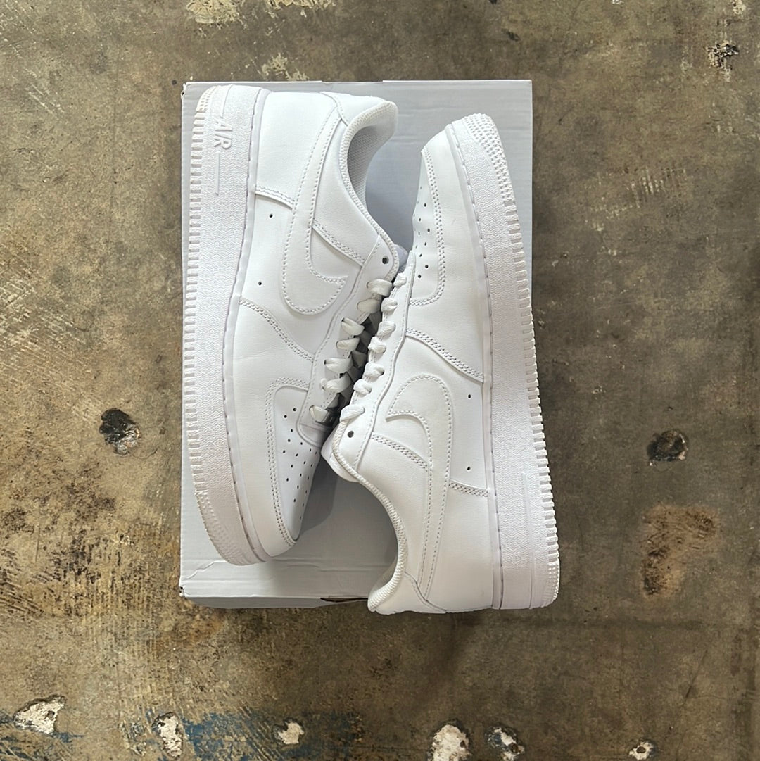 Air Force 1 size 9.5 (trusted Club) (Hou)