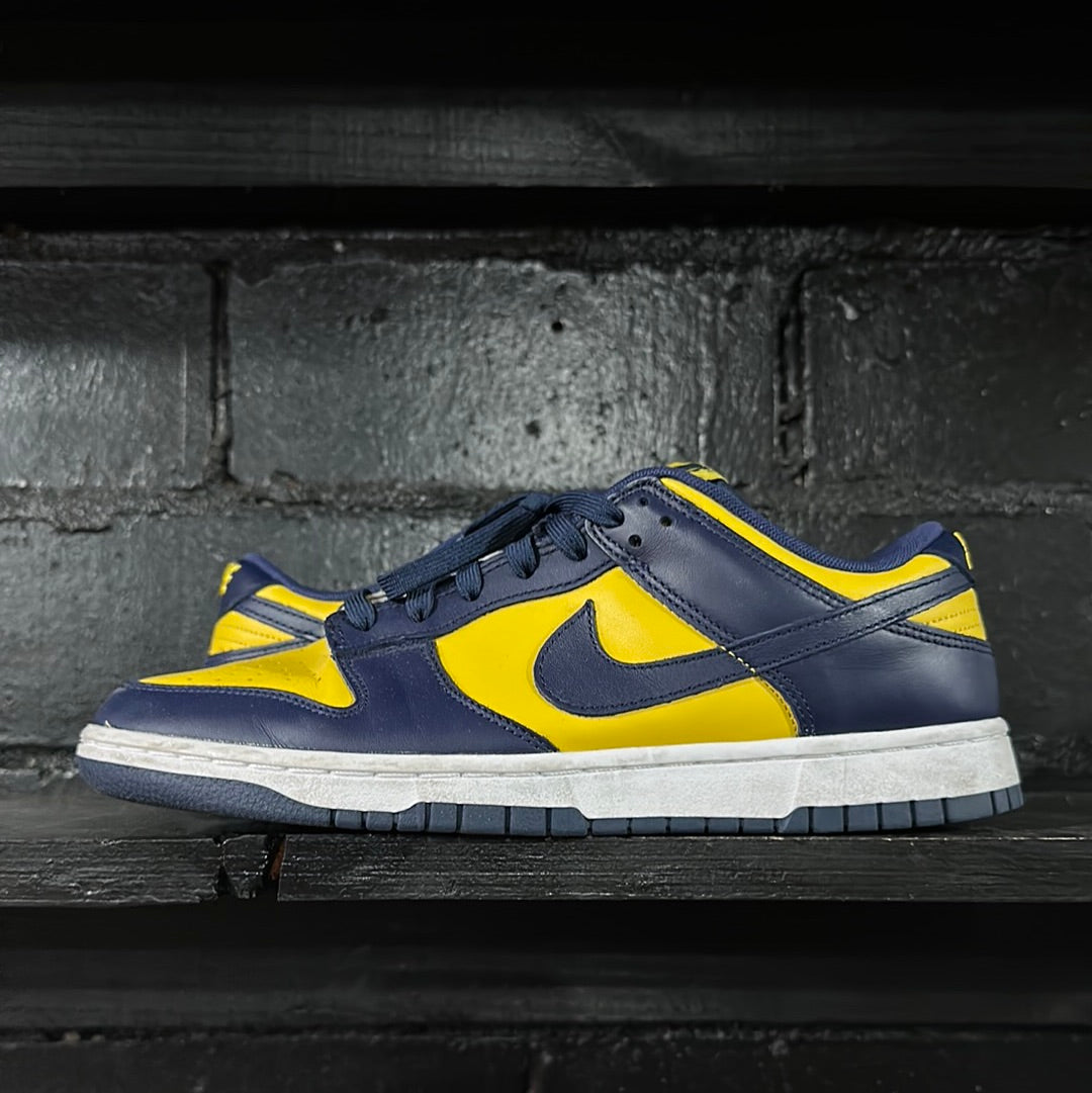 Nike Dunk UNCLA Low Size 10.5 (Trusted Club) (Hou)