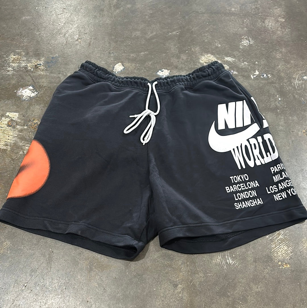 Nike Short Black Size XL (TRSTEDCLUB)(HOU)