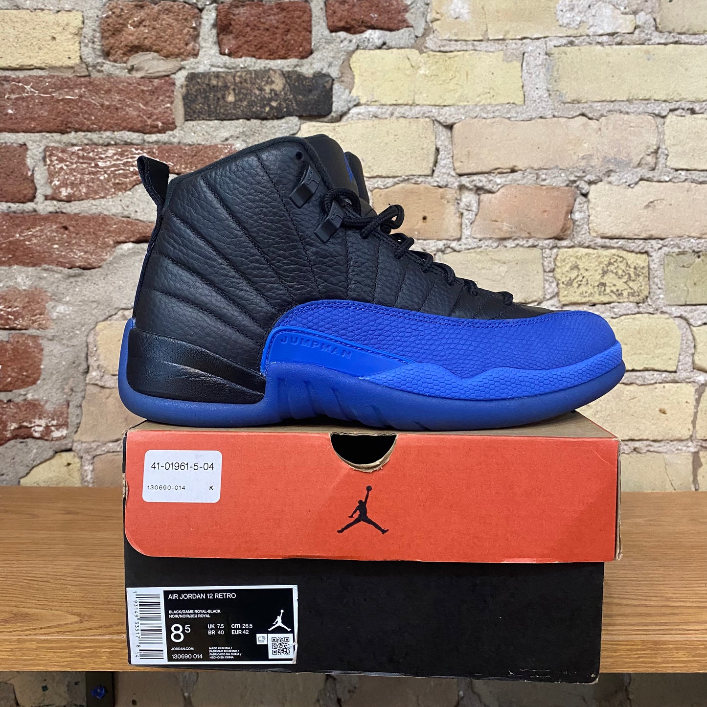 Black Game Royal 12s Size 8.5