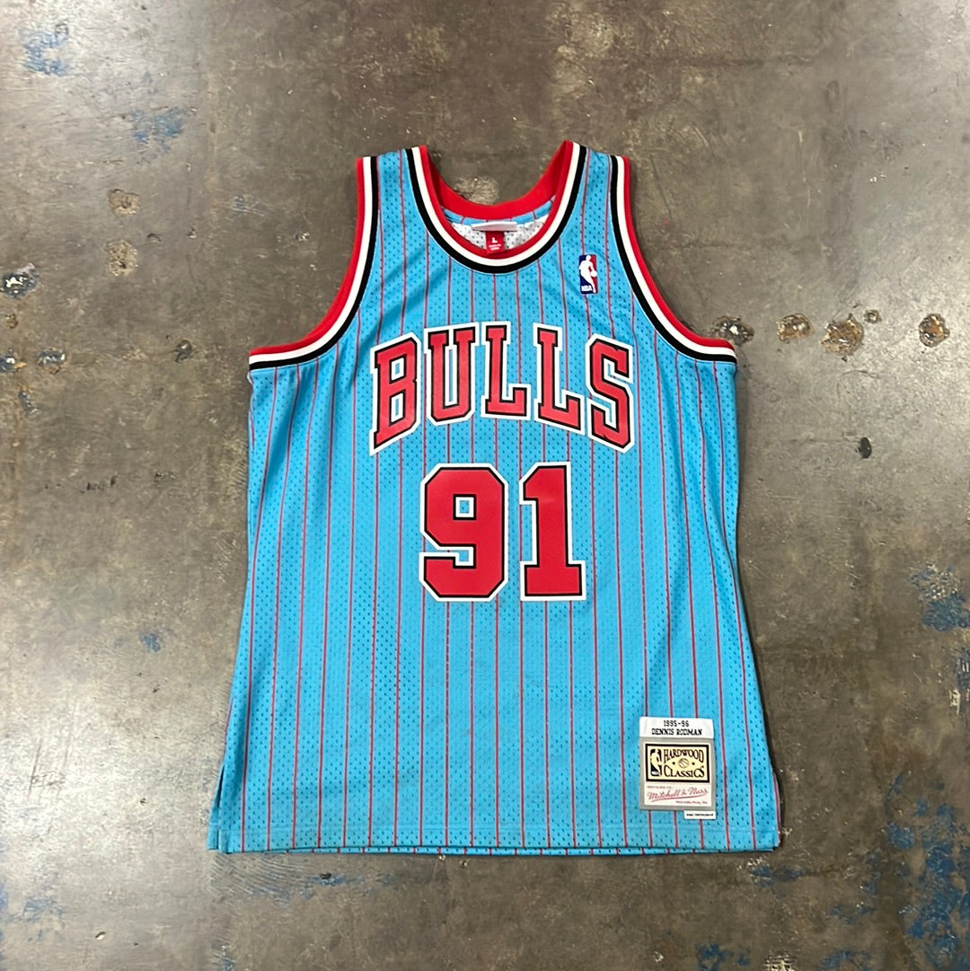 Bulls jersey size large (trstdclub)(Hou)
