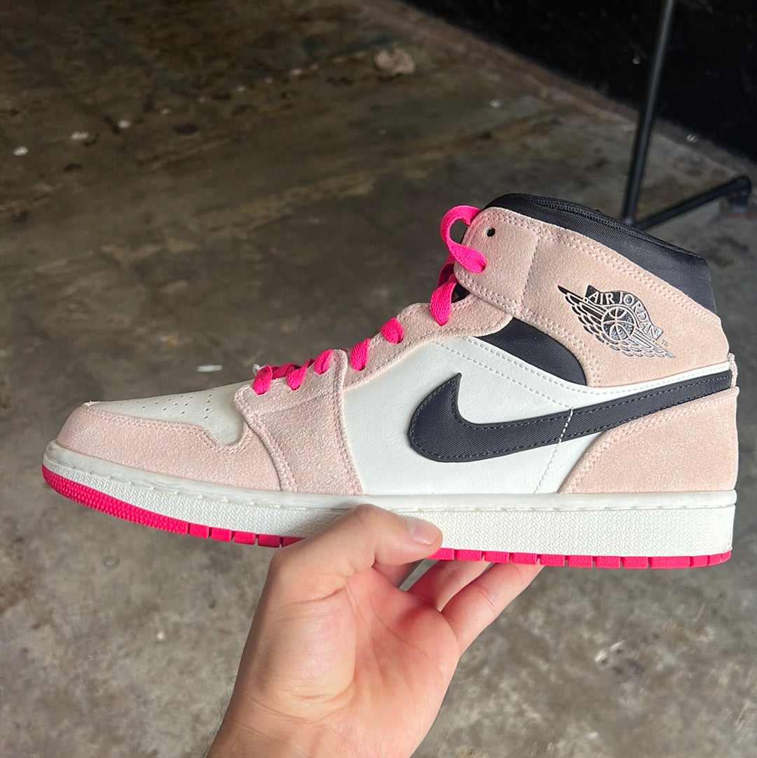 Jordan 1 mid coral pink size 11(HOU) (Trusted Club)