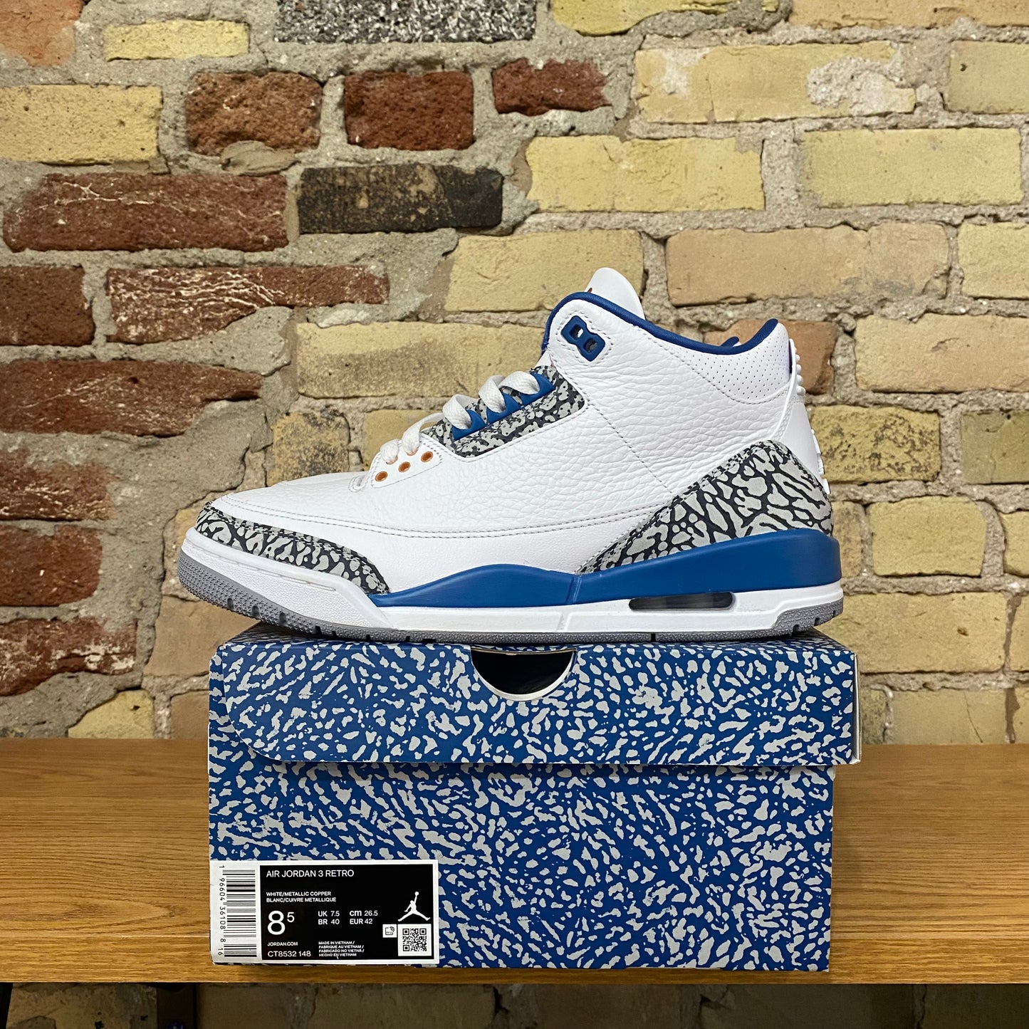 Wizard 3’s size 8.5 (MKE) Trusted Club