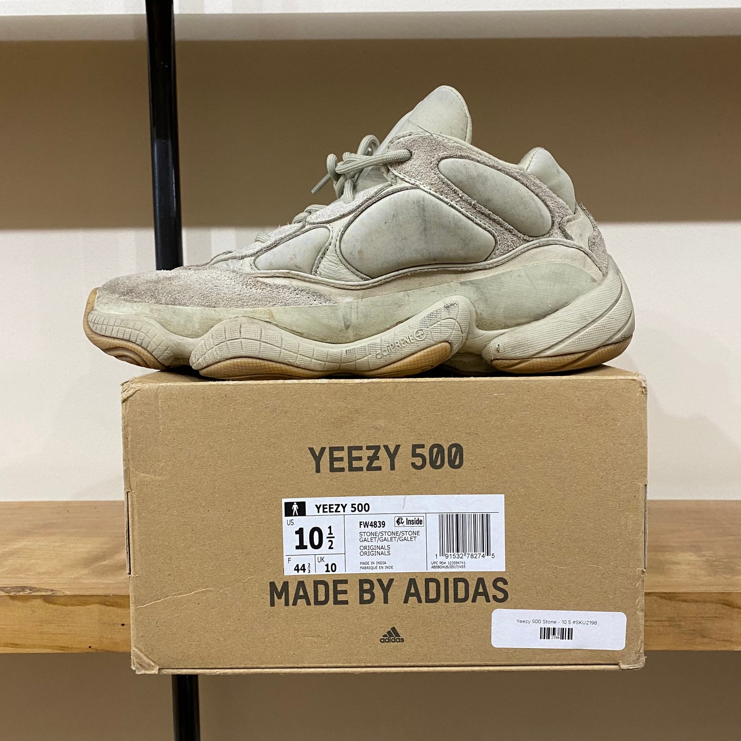 Yeezy 500 Size 10.5 (MKE) Trusted Club