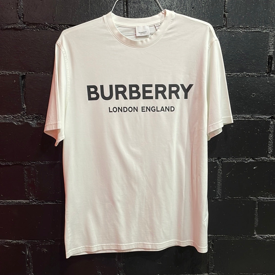 Burberry Big Logo Tee Size M (HOU) (Trusted Club)