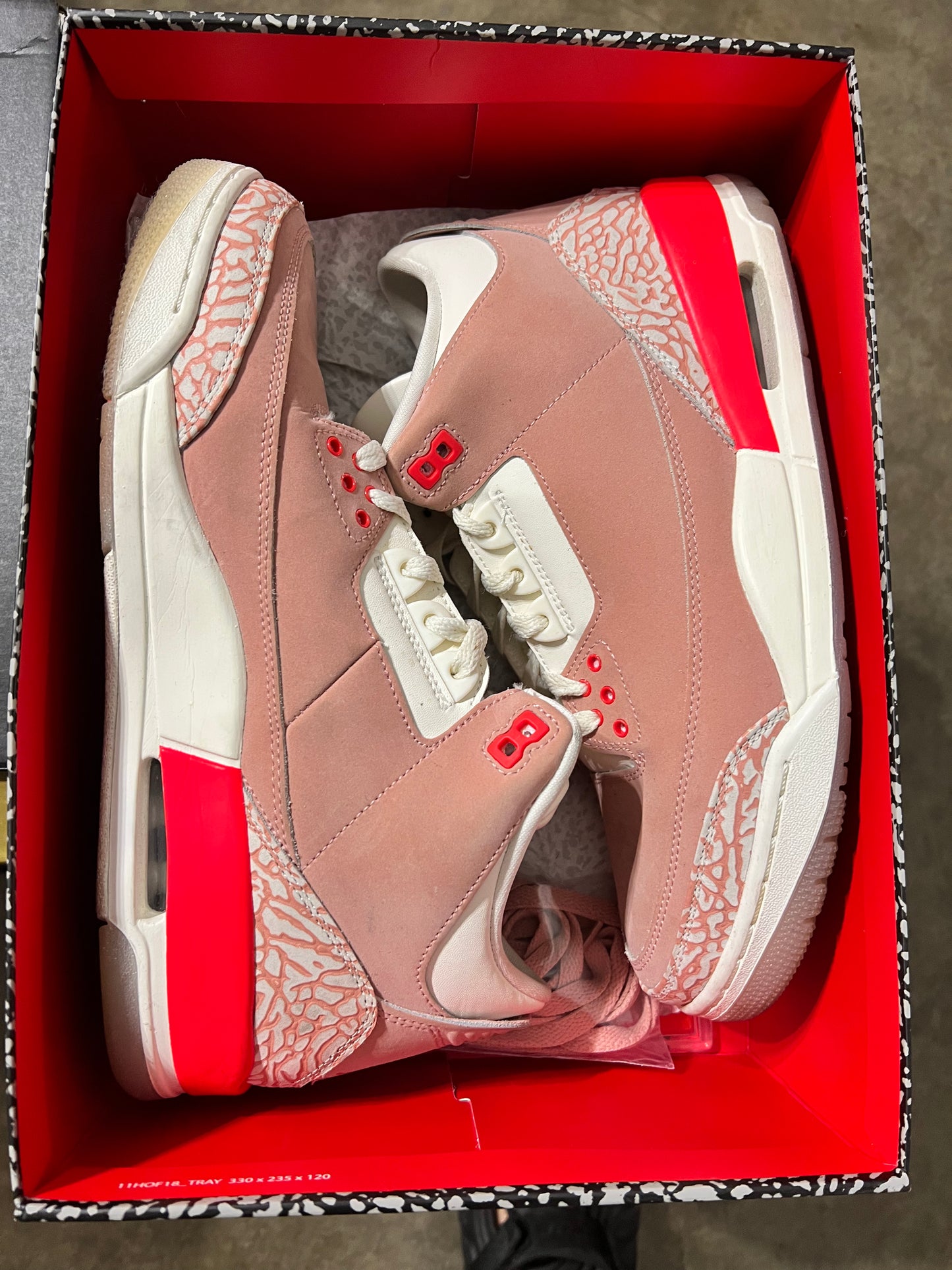 Air Jordan 3 Rust Pink Size 11.5W/10M (Trusted Club) (Hou)
