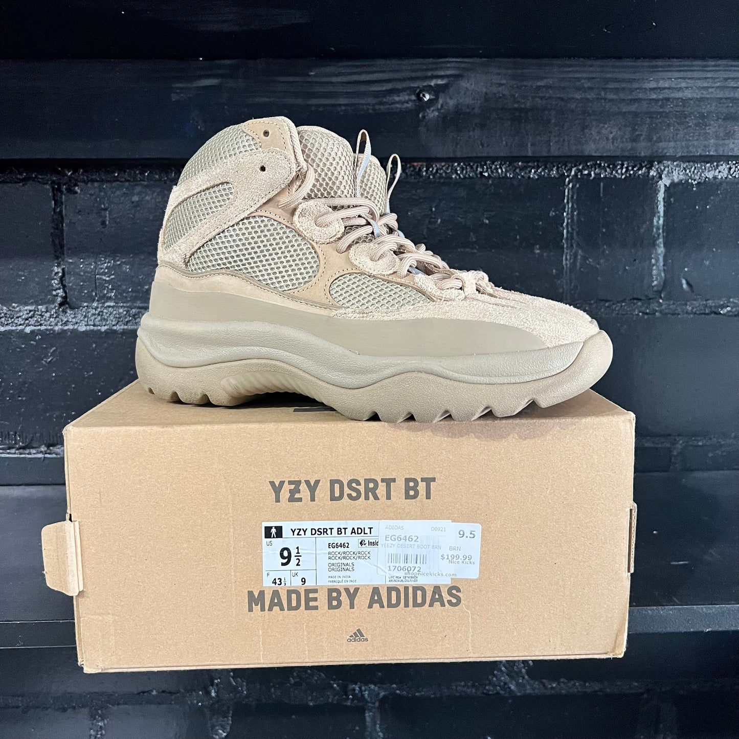 Adidas Yeezy DSRT Boot Size 9.5 (trstdclub)(Hou)