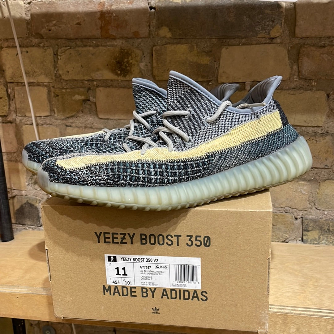 Yeezy AshBlue Size 11 TRUSTEDCLUB (MKE)