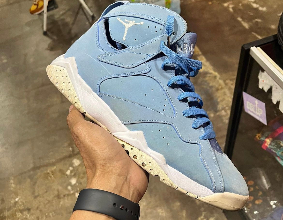 AJ7 Pantone blue Sz 11 (TRSTEDCLUB)