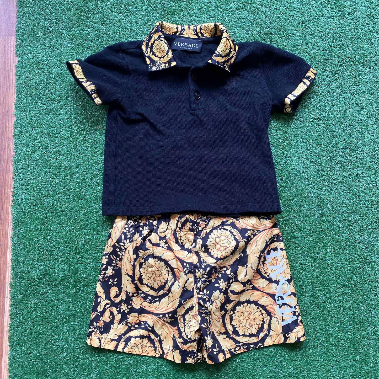 Versace Baby Outfit (MKE) TRUSTED CLUB